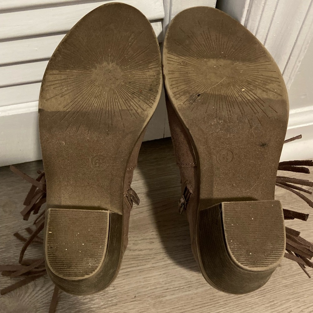 Booties - Picture 7 of 8